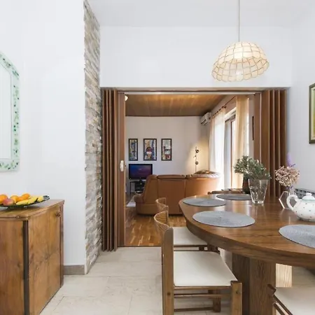 Apartment Bruna 2244 Labin (Istria)